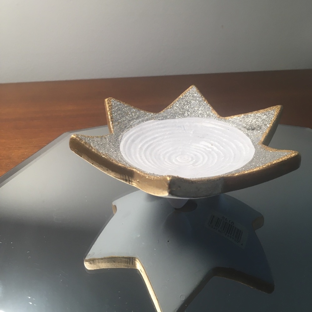 Star shaped coin & jewelry dish